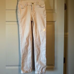 Women’s white skinny jeans